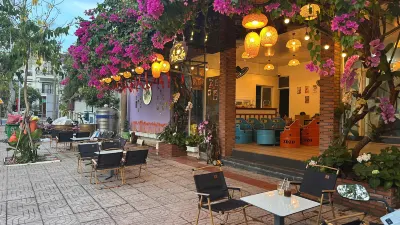 Q SONG CHI CON DAO HOTEL 안하이 비치 주변 호텔