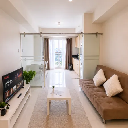 Wind Residences Taal View Near Sky Ranch