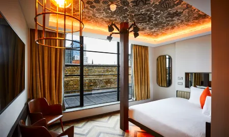 New Road Hotel