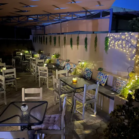 Hotel Kourkoumelata