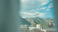 Xiahe Xiajian Homestay - con vistas a la montaña