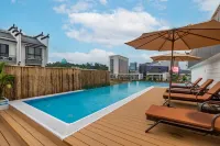 Floral Hotel· Wuye Youshe · Designer Art  Hotel (Wuyuan High-speed Railway Station Branch) - Infinity Pools