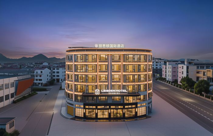 LEISDEN HOTEL