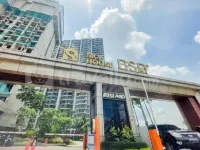 Pool view studio-Sky House BSD near AEON & ICE- L3 - balcony