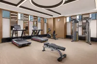 Fairfield By Marriott Yulin - parking