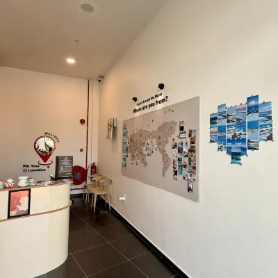 FAT MOM ROOM & STAY Hotel dekat Kereta Gantung Langkawi