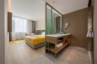 Tingyi · Lakeside Garden Hotel (Kaifeng Qingming Riverside Landscape Garden Wansui Mountain Branch) - Family