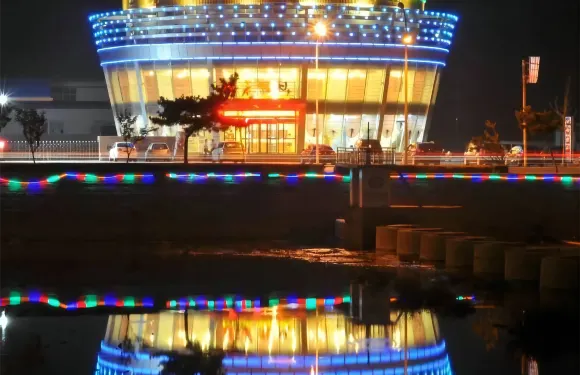 棲霞福客假日商務賓館