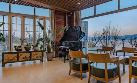 YZL Seaview Garden Vacation Hotel - Housity