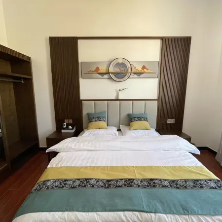Chenghai Qixi Impression Inn