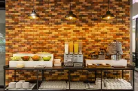 Livotel Hotel Lat Phrao Bangkok - breakfast