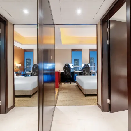 Heguang ALIENSPACE Esports Hotel (Chengdu Tianfu Square Chunxi Road Branch)
