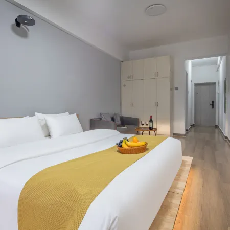 Qingfeng Xulai Apartment Hotel (Changsha Railway Station Subway Exit)