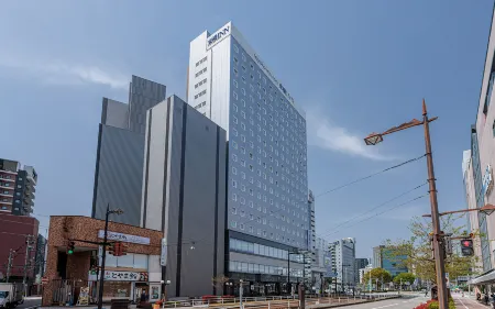 Toyoko Inn Toyama-eki Shinkansen-guchi No.2 Отели рядом с достопримечательностью «Университет Тояма»