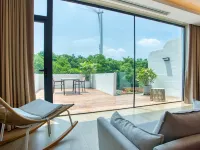 QIANNA HOTEL GLORIOUS (Fuxi Mountain Guogongling) Hotels near Fengquan Lake Scenic Area