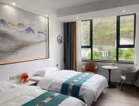 Songpan Yueke Yunju Homestay (Songpan High-Speed Railway Station)