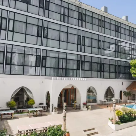 Beilu Beilu Hotel Shanghai (Qingpu Zhujiajiao Branch) Отели рядом с достопримечательностью «Парк Ориентал-Лэнд»