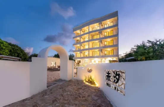 Weizhou Island Weiqi Light Luxury Seaview Holiday Homestay (Dishui Danping Branch) Отели рядом с достопримечательностью «Great Palace»