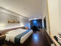 Yuanfeng Hotel  (Danzhou Zhongxing Street Summer Plaza) فنادق في دانجَو