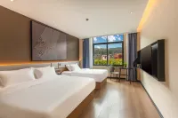 IU Hotel (Batang County 318 National Road Branch)