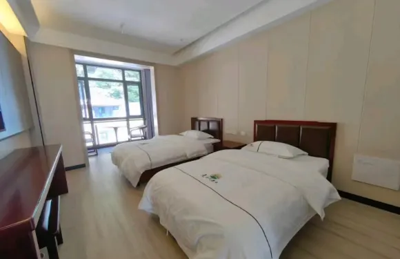 保康堯治河康養中心民宿