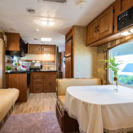 Jeju Starlight Glamping Отели рядом с достопримечательностью «Курорт и гольф-клуб Everis»