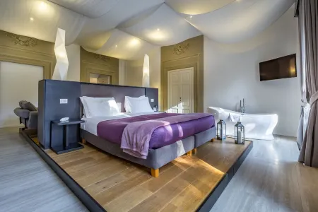 Hotel La Scaletta Al Ponte Vecchio Отели рядом с достопримечательностью «Сады Боболи»