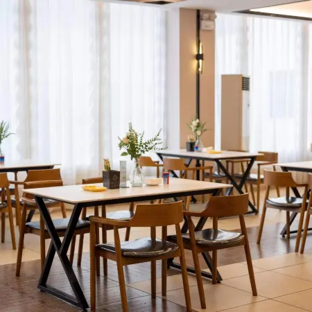 Hongsheng Hotel (Ji Center Shopping Plaza)
