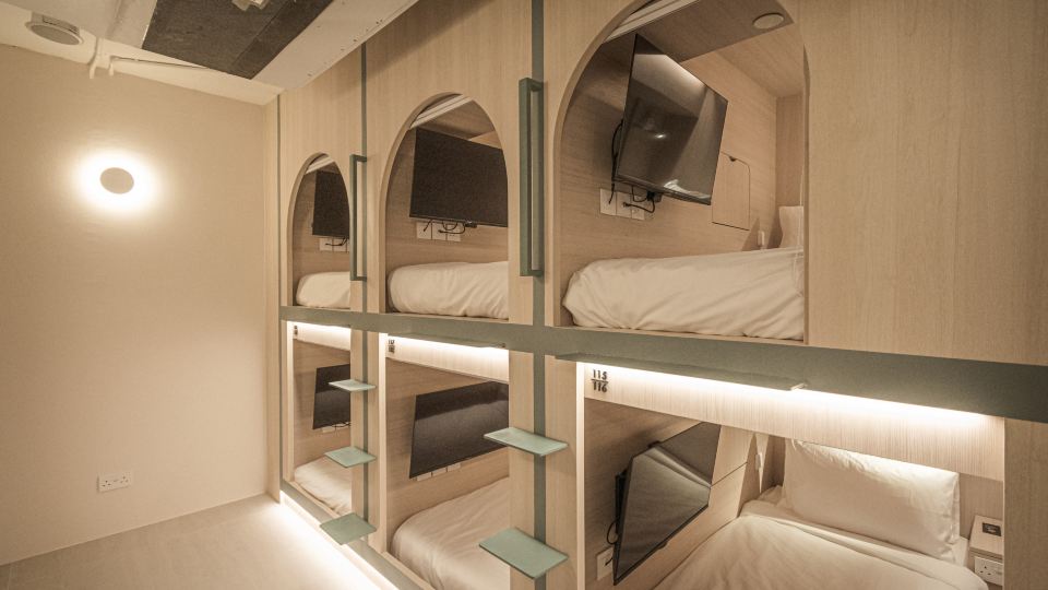 Jyu Capsule Hotel