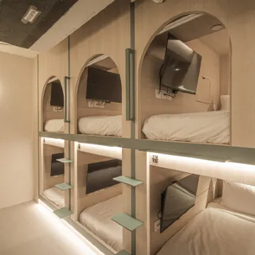 Jyu Capsule Hotel Hotels near Gardens by the Bay