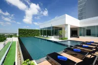 Centre Point Hotel Terminal21 Korat - Rooftop Pools