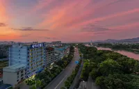 City Riverview Hotel (Guilin North High-speed Railway Station Wanda) - 2 ดาว