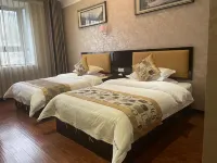 Wushan Hongru Mountain Villa - balcony