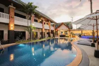 Etk Patong Resort - Pool