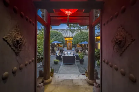 Yunzhong Traditional Courtyard