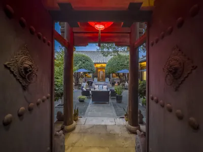 Yunzhong Traditional Courtyard