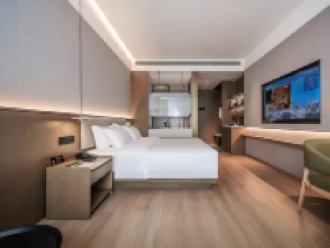Kuoyue Yunqi Hotel (Fengjie High-speed Railway Station)