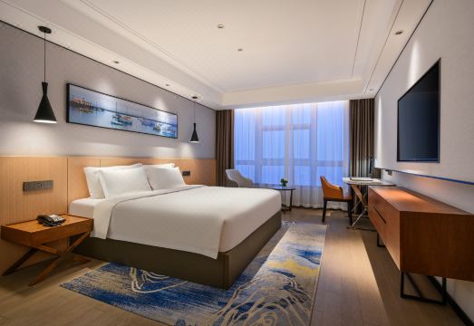 3. 매디슨 호텔 칭..