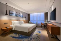 Madison Hotel Qingdao City Center (May Fourth Square) فنادق في 