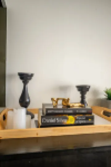 Water Views on The Lake 24/7 Serviced Hotel