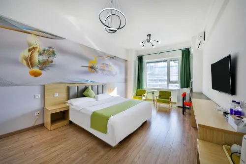 Huating Preferred Apartment (Shenyang Quanyun Wanda Longhu Tianjie Branch) - balcony