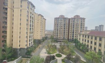 Chengdu Yunzhongyue Apartment Hotel (Panda Base)