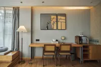 White Hotel Hotels near Jianshui Library