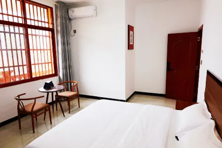 Enshi Yuntai Xiaoyuan Homestay Отели рядом с достопримечательностью «Enshi Suobuya Stone Forest Scenic Area»