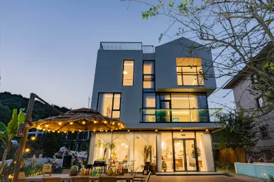 See you at first sight. Qu camping camp vacation beauty hotel 시사이산 관광리조트 호텔