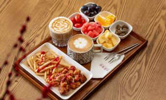 Baiyun Jinsu Lake View Holiday Hotel
