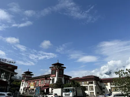 Motuo Kelai Xiang Homestay Отели в г. Мото