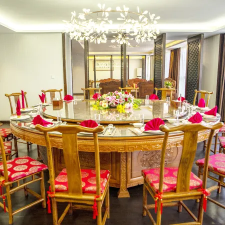 Jianning Tourist Hotel