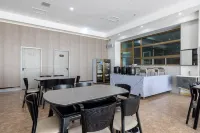 Shankee Hotel (Korla Kongque River)