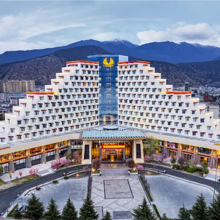 V-CONTINENT Nyingchi Hotel